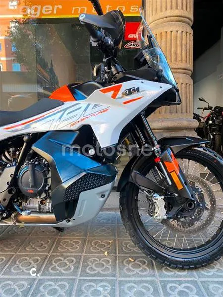 KTM 790 – Vista 9