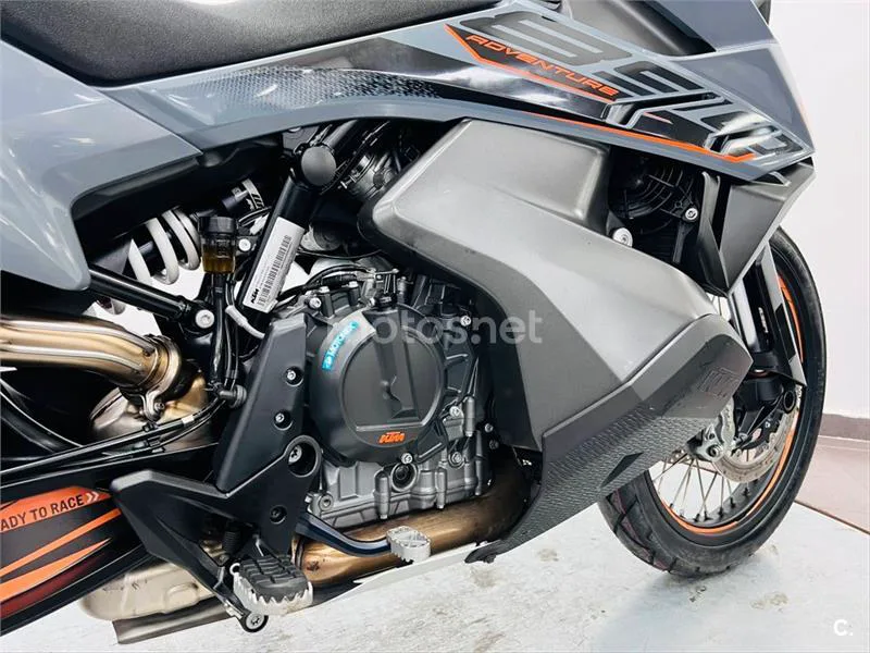 KTM 890 – Vista 6