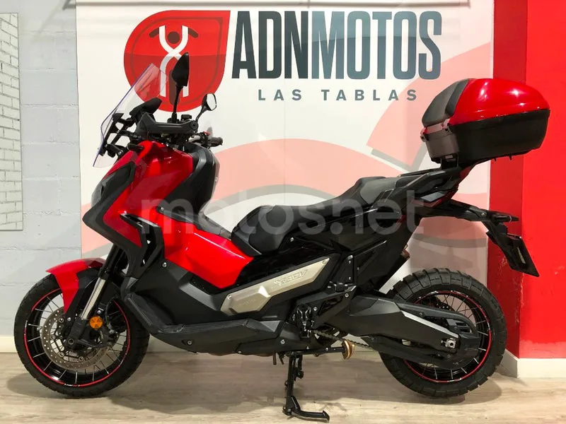 Honda X-ADV - Vista 4