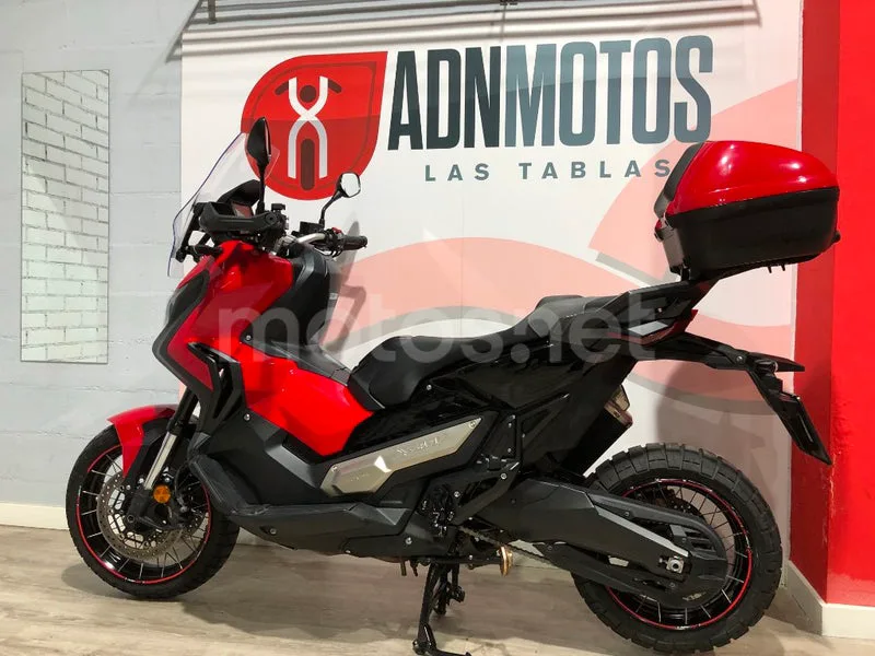 Honda X-ADV - Vista 6