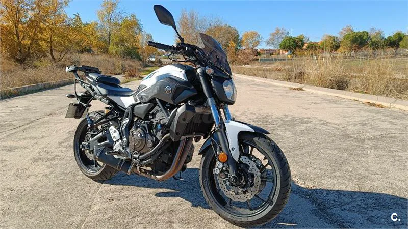 Yamaha MT-07 – Vista 2