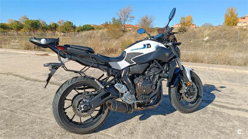 Yamaha MT-07 – Vista 4