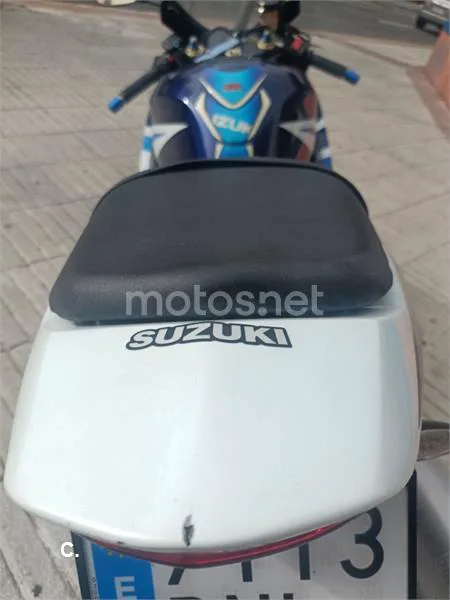 Suzuki GSX R600 – Vista 11