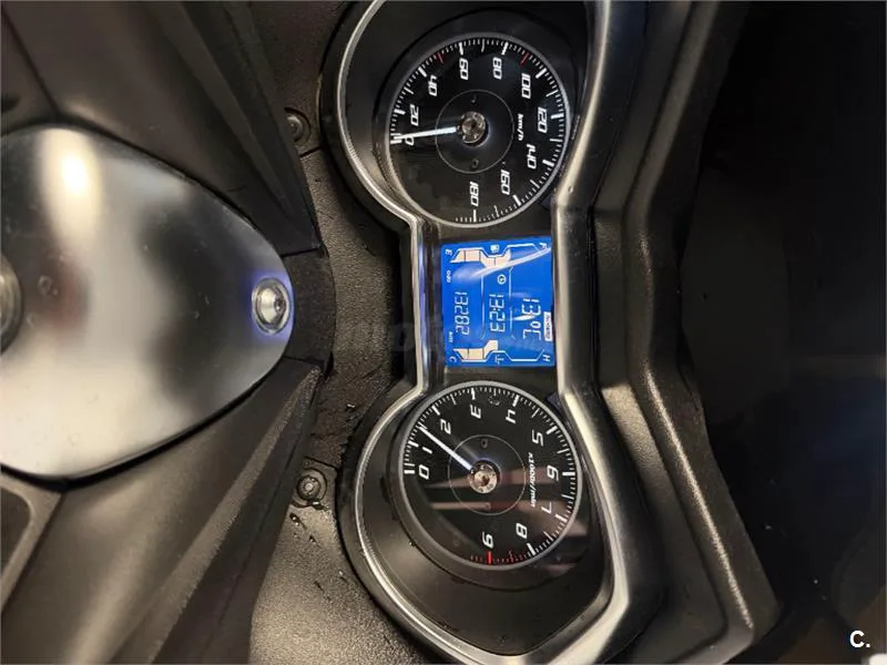 Yamaha XMAX 400 – Vista 3