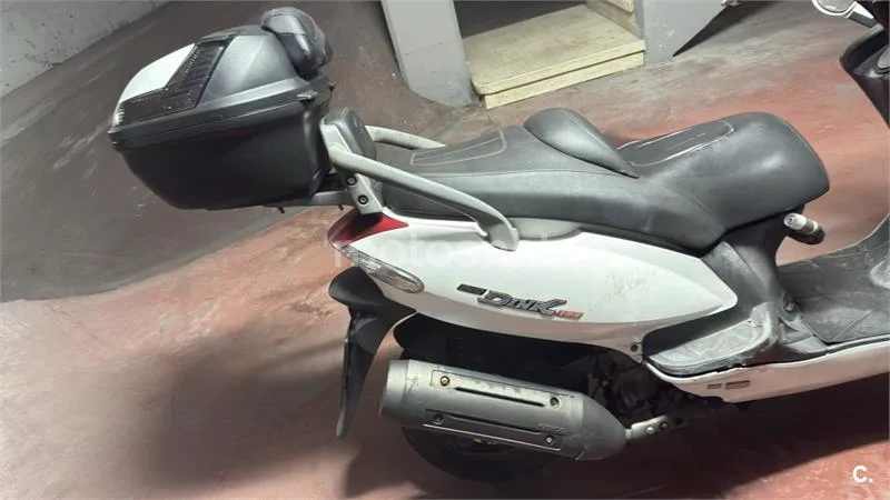 Kymco Grand Dink 125 – Vista 5