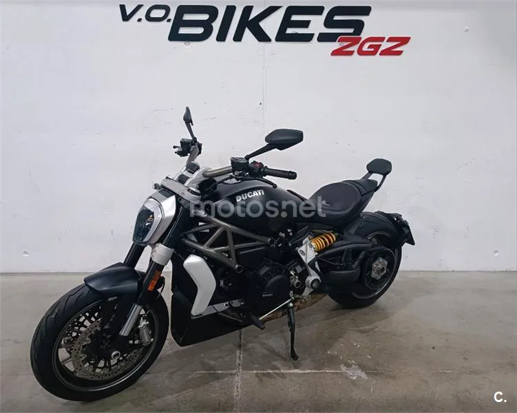 Ducati Diavel – Vista 5