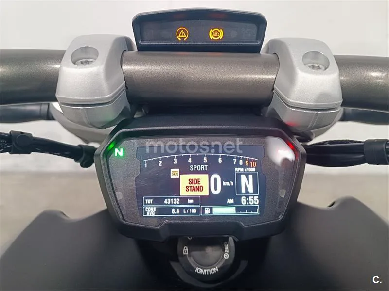 Ducati Diavel – Vista 10