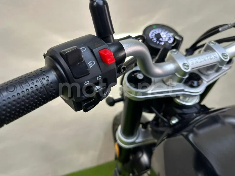 Brixton Crossfire 500 - Vista 12
