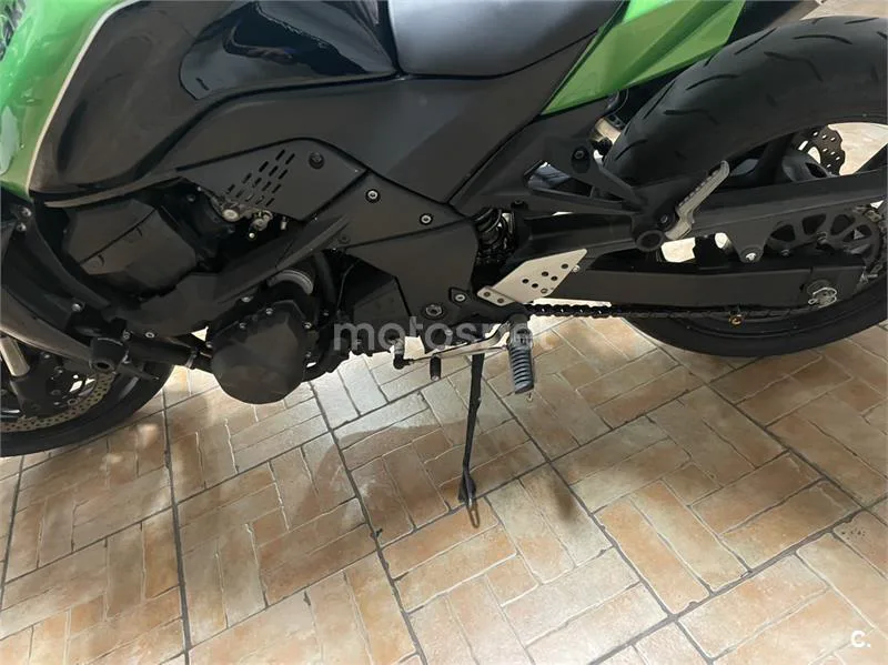 Kawasaki Z 750 – Vista 3