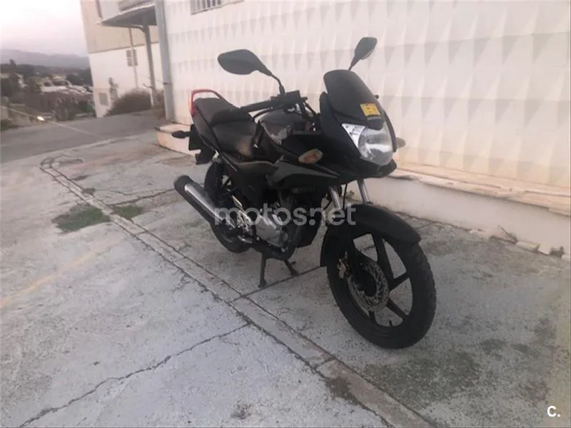Honda CBF 125 – Vista 3