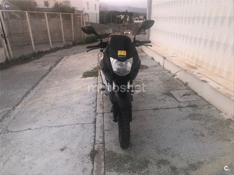 Honda CBF 125 – Vista 4