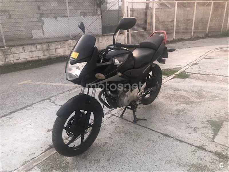 Honda CBF 125 – Vista 5