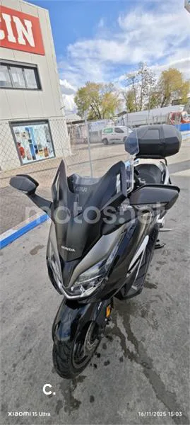 Honda Forza 350 – Vista 5