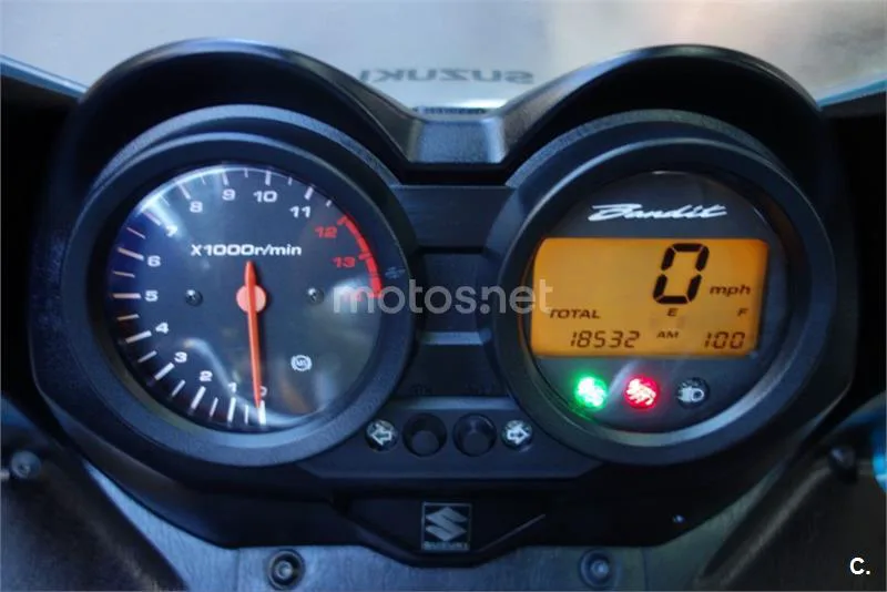 Suzuki Bandit 600 S – Vista 13