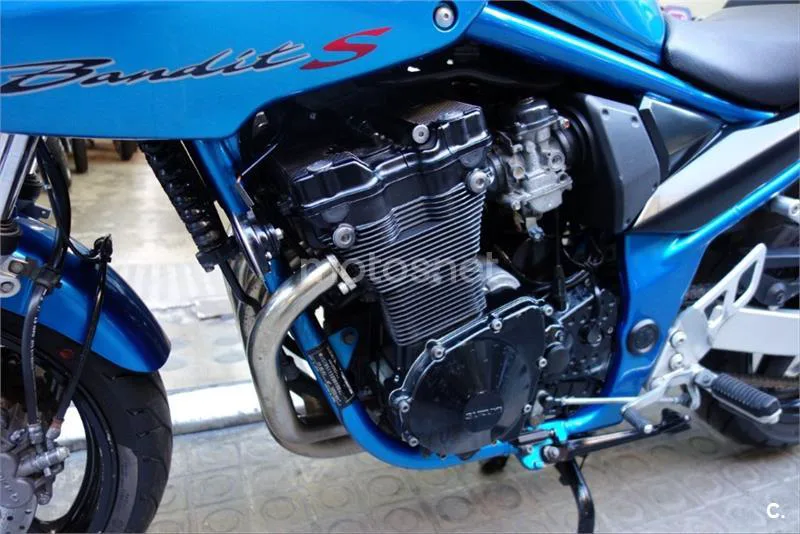 Suzuki Bandit 600 S – Vista 4
