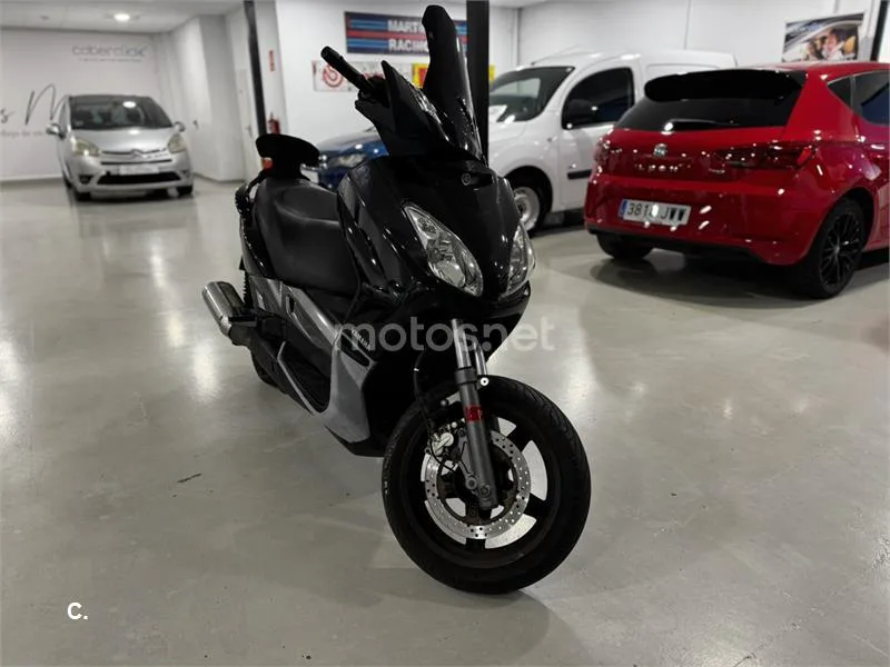 Yamaha XMAX 250 – Vista 3