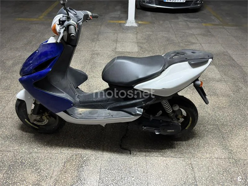 Yamaha Aerox 50 R – Vista 4