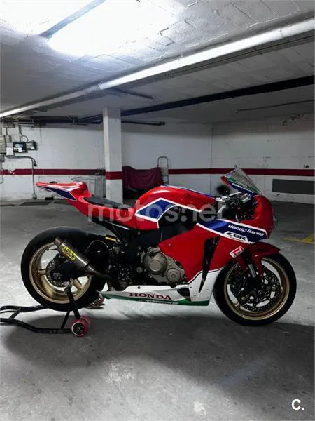 Honda CBR 1000RR Fireblade – Vista 2