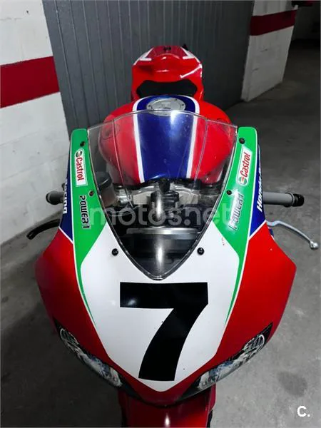 Honda CBR 1000RR Fireblade – Vista 7
