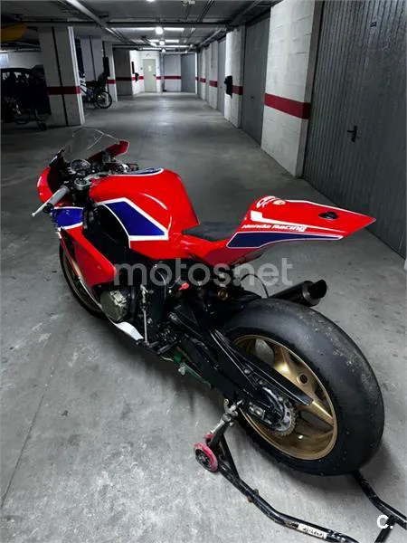 Honda CBR 1000RR Fireblade – Vista 10