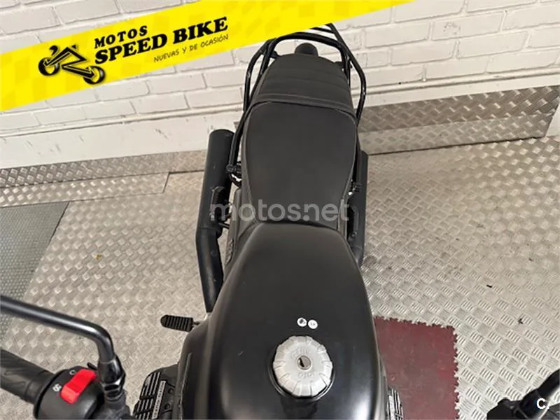 Moto Guzzi V7 – Vista 7