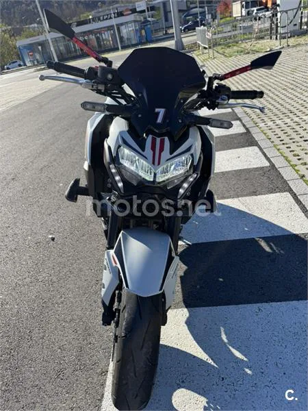 Kawasaki Z 900 – Vista 7