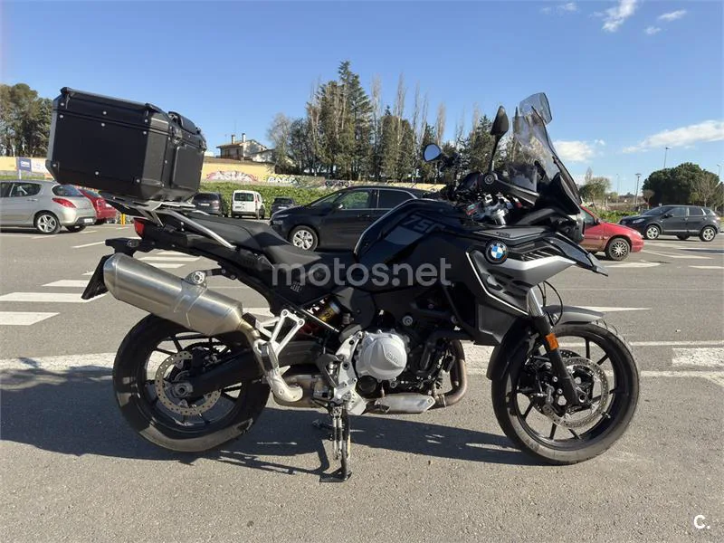 BMW F 750 – Vista 3