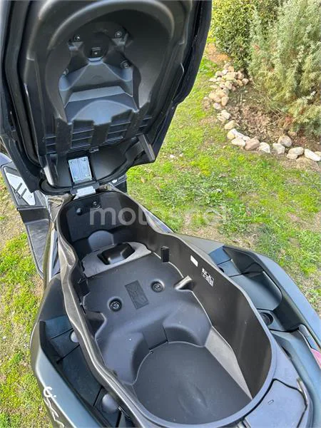 Yamaha XMAX 300 – Vista 3
