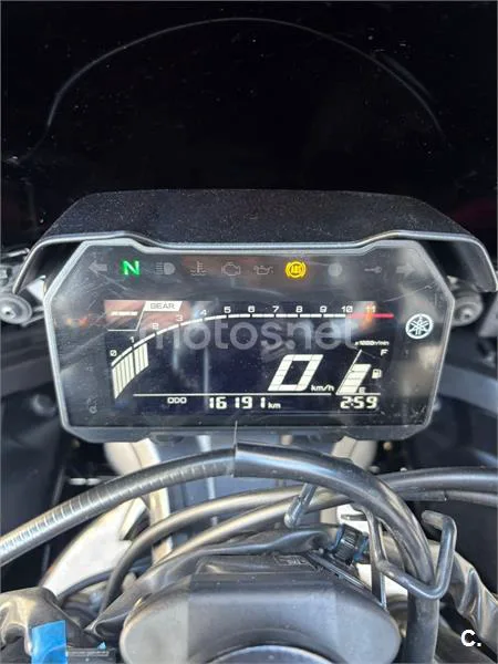 Yamaha R7 – Vista 6