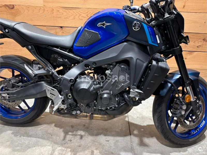 Yamaha MT-09 – Vista 7