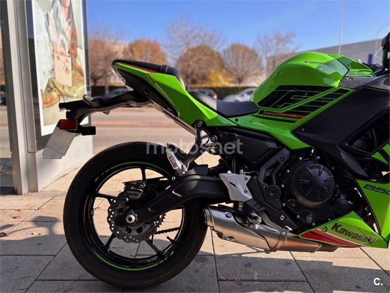 Kawasaki Ninja 650 – Vista 9