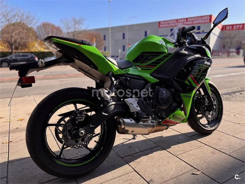 Kawasaki Ninja 650 – Vista 10