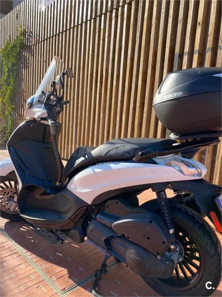 Piaggio Beverly 3900 € 2021 Barcelona - 1