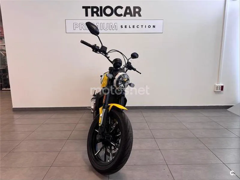 Ducati Scrambler – Vista 3