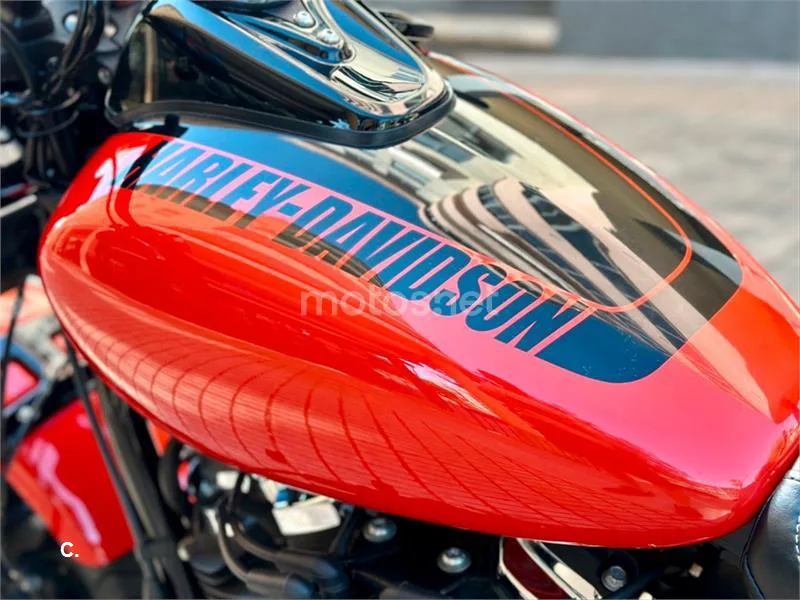 Harley-Davidson Fat Bob – Vista 17