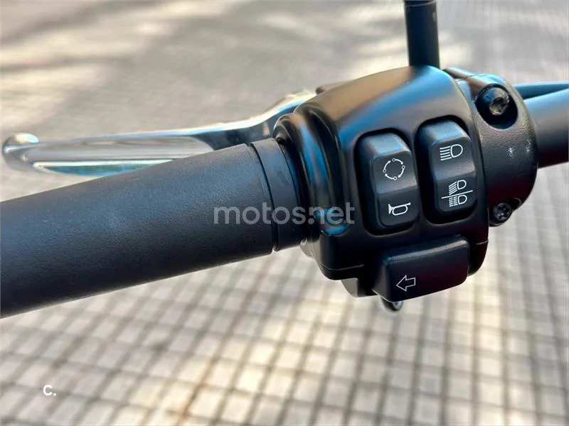 Harley-Davidson Fat Bob – Vista 27