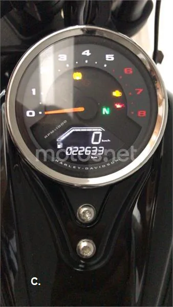 Harley-Davidson Fat Bob – Vista 7