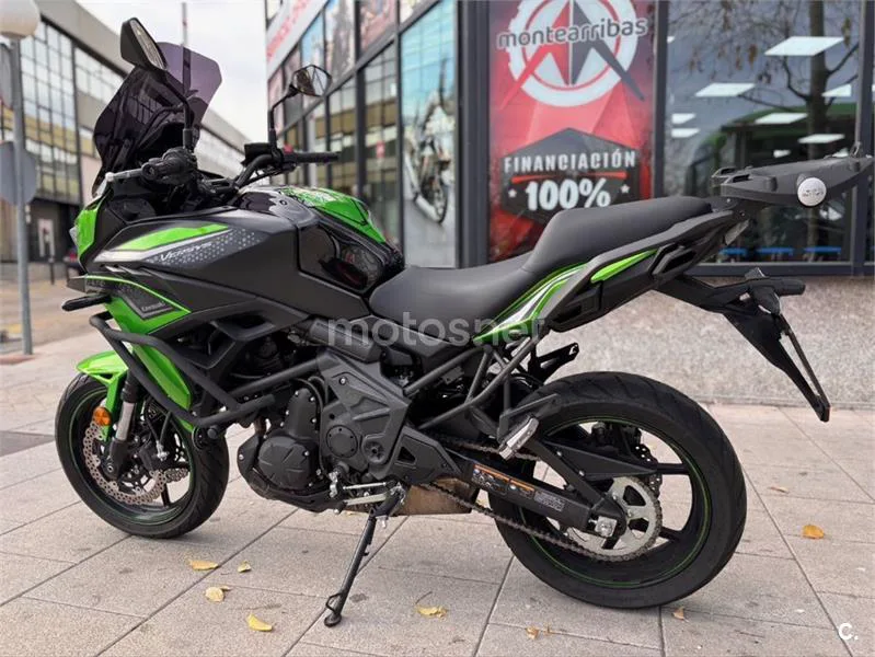 Kawasaki Versys – Vista 11