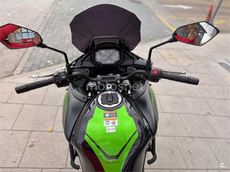 Kawasaki Versys – Vista 13