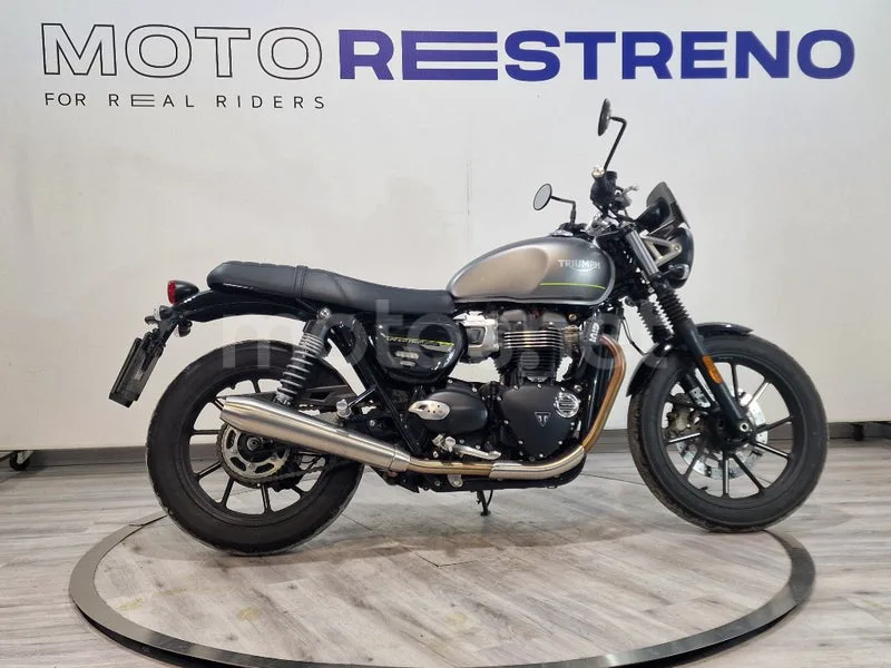 Triumph Speed Twin 900 – Vista 7