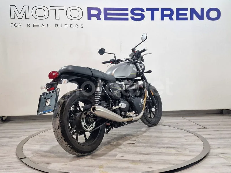 Triumph Speed Twin 900 – Vista 8