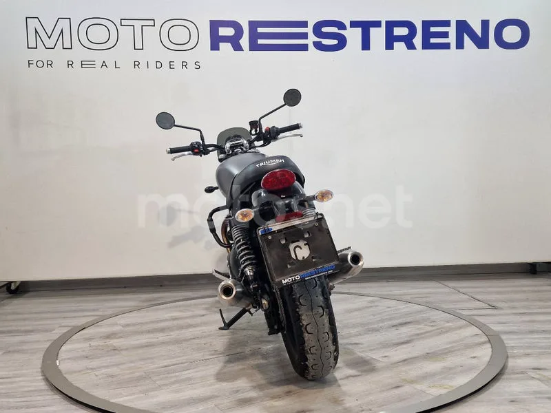 Triumph Speed Twin 900 – Vista 9