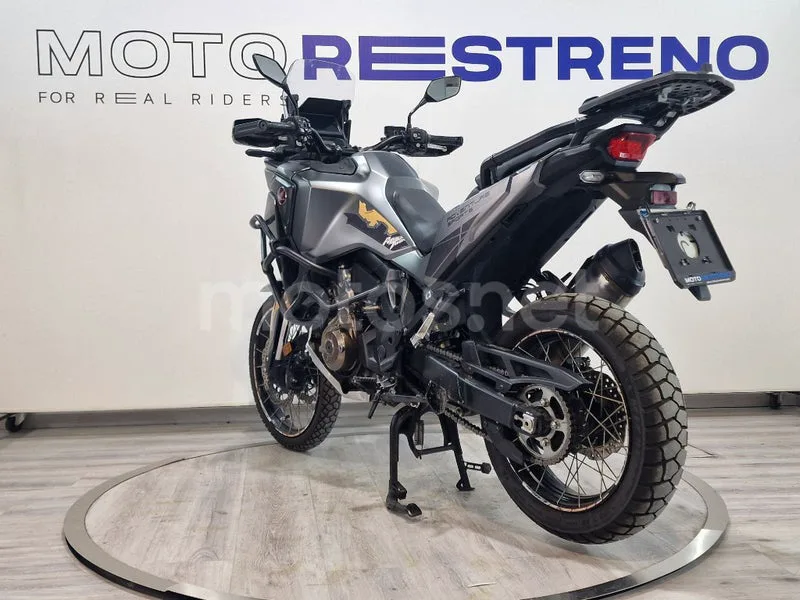 Honda CRF 1100L Africa Twin – Vista 3