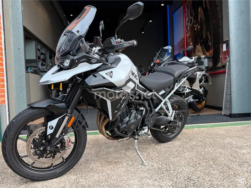 Triumph Tiger 900 – Vista 3