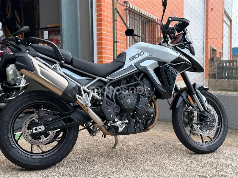 Triumph Tiger 900 – Vista 4