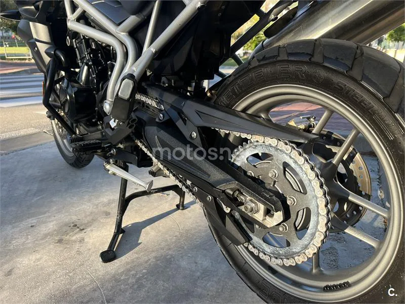 Triumph Tiger 800 – Vista 3