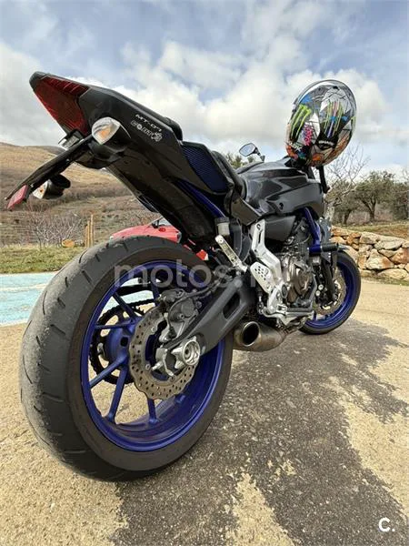 Yamaha MT-07 – Vista 4