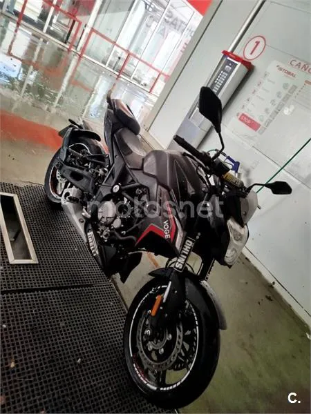 Voge 300R - Vista 3