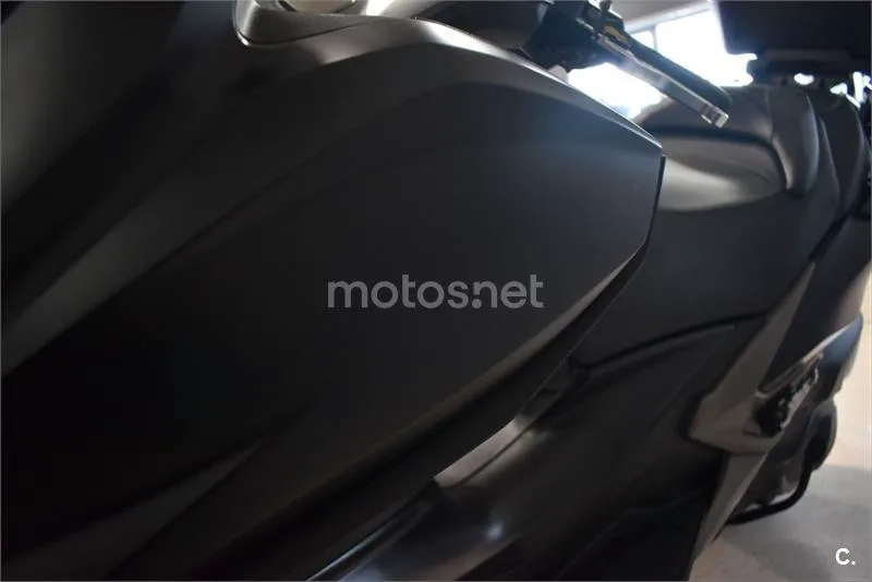 Kymco Xciting S 400 – Vista 8
