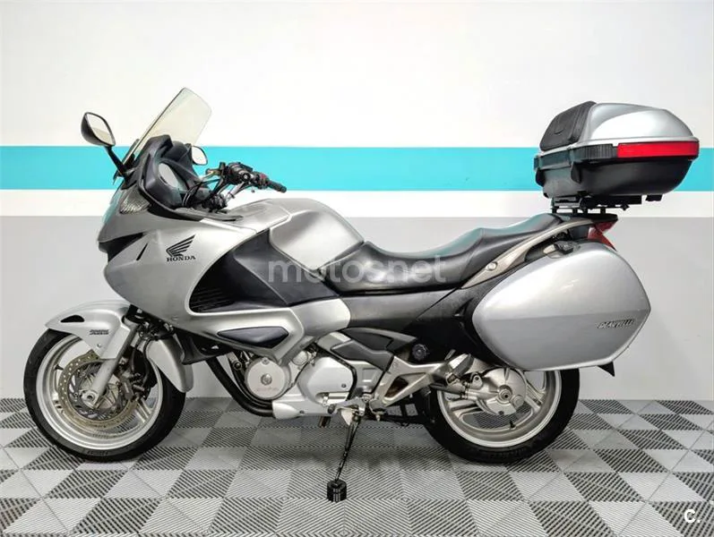 Honda NT 700 Deauville – Vista 5